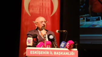 Çakırözer: “Beylikova’yı ne Amerika’ya ne başkasına peşkeş çektirmeyeceğiz”