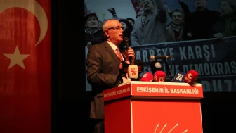 Kazım Kurt: “CHP’yi bitirdiler sananlar, bugün bizi alkışlıyor!”