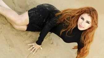 Hülya Bozkaya Kimdir? Yeniden Kansere Yakalanan Sanatçının Hayatı, Kariyeri ve Mücadelesi