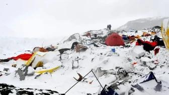 Everest’te Kabus Gibi Anlar! Ölü Sayısı Belli Oldu mu? İşte Son Durum