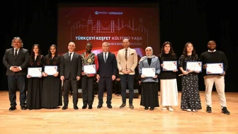 Anadolu Üniversitesi’nden Türkçeye Küresel Dokunuş: “Türk Dili ve Kültürü Programı” Tanıtıldı