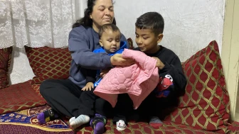 Eskişehir’de Görme Engelli 2 Kardeş İlk Kez Annelerini Gördü