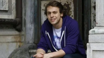 Metin Akdülger Kimdir? İşte Biyografisi ve Hayatı Hakkında Bilinenler