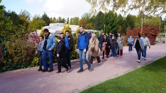 Tepebaşı’nda Özel Bireyler “Gezelim, Görelim, Öğrenelim” Etkinliğiyle Şehirde Keşfe Çıktı