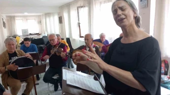 Eskişehir’de yeni Türk Sanat Müziği korosu sanatseverlerle buluştu