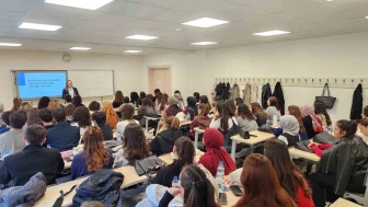 Uzman İsimden Gelecek Vizyonu: Yapay Zekâ ve Yabancı Dil Başarıyı Belirleyecek