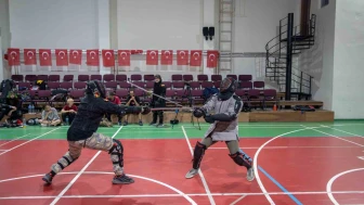Oyun Tutkusu, Baba ve Oğlu Kılıç Sporunda Buluşturdu