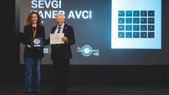 Floransa Bienali’nde Türk İmzası: Sevgi Taner Avcı’ya Çifte Ödül