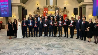 İlçe Başkanı Rahmi Çınar: “Hiçbir karanlık Cumhuriyet’in ışığını söndüremez”