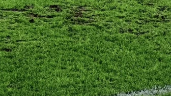 Eskişehirspor’un Tire 2021 FK Deplasmanındaki Maçında Saha Zemini Tepki Çekti