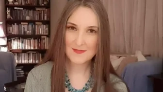 Farah Yurdözü Kimdir? Türkiye’nin İlk Kadın UFO Araştırmacısının Hayatı, Eğitimi ve Uluslararası Kariyeri