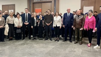 Atatürk’ün izinde 90 eserlik büyük sergi açıldı