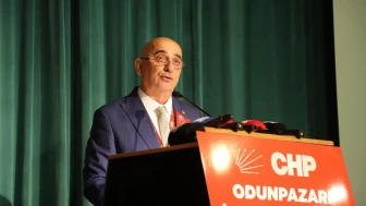 Rahmi Çınar: “Kadına şiddetin olduğu yerde demokrasi büyümez”