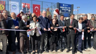 Efsane Futbolcunun Adı Emek Mahallesinde Yaşayacak: Vahap Özbayer Spor Alanı Açıldı