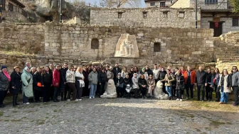 Sağlık Çalışanlarına Tiyatro ve Frig Turu ile Motivasyon Desteği