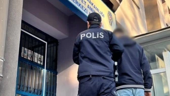 Afyonkarahisar’da hırsızlık suçundan aranan şahıs yakalandı