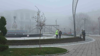 Kütahya'daki yoğun sis ulaşımı aksattı