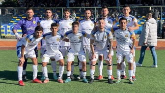 Söğütspor, Evinde 3 Golle Maçı Kaybetti