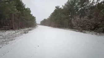 Türkmendağı etekleri beyaza büründü: Yukarıkalabak'ta kar manzaraları