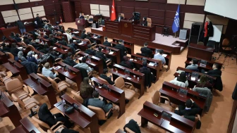 Üniversiteli Gençlerden Büyükşehir Meclisi’nde TBMM Simülasyonu