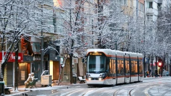 Eskişehir İçin Soğuk ve Kar Uyarısı: Sıcaklıklar 10 Derece Düşecek