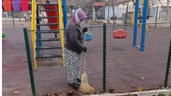 Osmaneli’de Park ve Sokaklarda Temizlik Çalışmaları Sürüyor