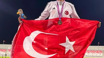 Eskişehirli Sporcu Türkiye Rekoru Kırdı: Başkan Albayrak Tebrik Etti