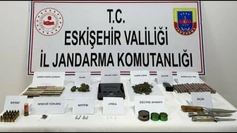 Eskişehir’de Jandarmadan Uyuşturucu Operasyonu: 2 Şüpheliye İşlem