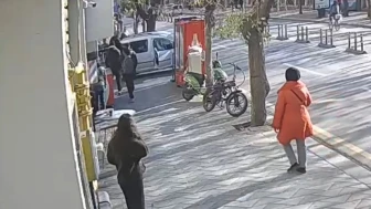 O Anlar Kamerada: Eskişehir’de Kadınlar Arasında Kavga Çıktı