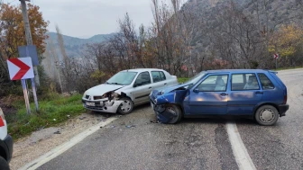 Bilecik’te Islak Yol Kazaya Neden Oldu: 1 Yaralı