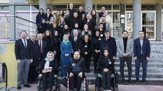 Kütahya’da Belediye Personeli İşaret Dili Eğitimi Sertifikası Aldı