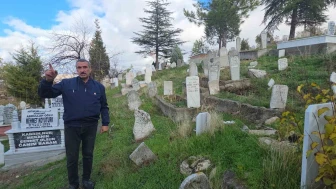 Kütahya İstiklal Mahallesi Muhtarından Yeni Mezarlık ve Tarihi Yapı Talebi