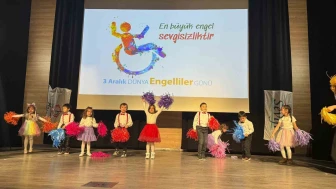 Eskişehir’de Özel Öğrenciler Dünya Engelliler Günü’nde Doyasıya Eğlendi