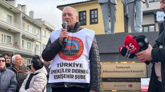 Muhsin Dilbaz: “Emekliler Yaşanamaz Maaşlara Mahkûm Edildi”