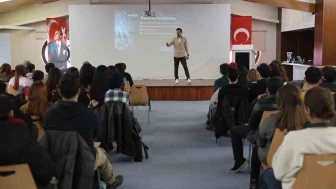 Eskişehir'de Genç Mimarlar Dijital Dönüşüm Atölyesinde Buluştu