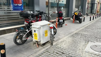 Eskişehir’de kaldırımlar motosiklet parkına döndü