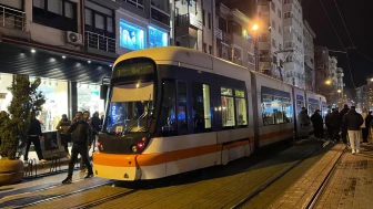 Eskişehir'de tramvay ters yönde sürüldü