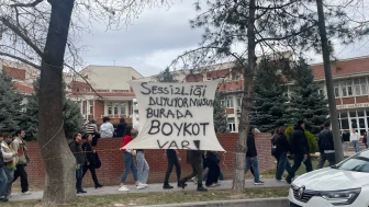 Anadolu Üniversitesi’nde Öğrencilerden Ders Boykotu Kararı