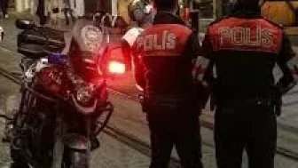 Polisin Durdurduğu Şüphelinin Üzerinden Çıkanlar Şaşırttı