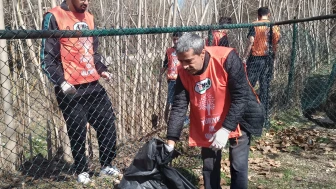 Haberimizden Sonra TEMA Gönüllüleri Regülatör Piknik Alanı'nda Temizlik Çalışması Yaptı