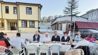 Eskişehir Aile ve Sosyal Hizmetler İl Müdürlüğü, Çocuklar İçin İftar Düzenledi