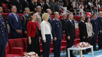 19 Mayıs Coşkusu Şehit Anıl Gül Spor Salonu’nda Yaşandı