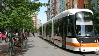 ESTRAM Duyurdu: O tarihte tramvaya binecekler dikkat!