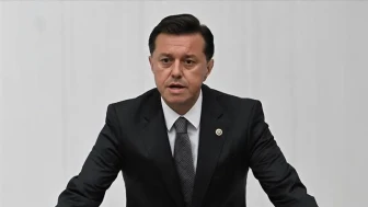 Hatipoğlu'ndan Eskişehir'deki belediyelere sert eleştiri: “Yatırımlara engel olunuyor, konut sorunu çözülmedi”