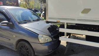 Eskişehir'de Hızlı Sürüş Kazaya Neden Oldu