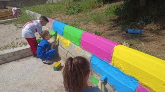 Bozüyük’te öğrenciler, doğayı korumayı öğrenirken doğayla iç içe bir sınıf deneyimi yaşadılar