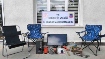 Eskişehir’de ilginç hırsızlık olayı: Bunları da çaldılar!
