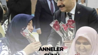 Vali Aksoy: "Kadın ’anne’ olarak yeri doldurulamaz bir değere sahiptir"