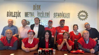 Emeklilerden Bayram Öncesi Geçim Tepkisi: "İkramiyeler pula döndü"