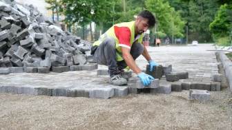 Giresun Belediyesi’nden Küçükköy TOKİ’ye Parke Yol Çalışması